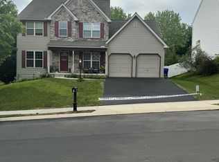 19 Eagleton Dr, Jacobus, PA 17407