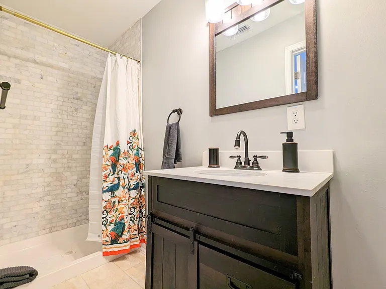 1212 Mount Kisco Dr — Photo 3
