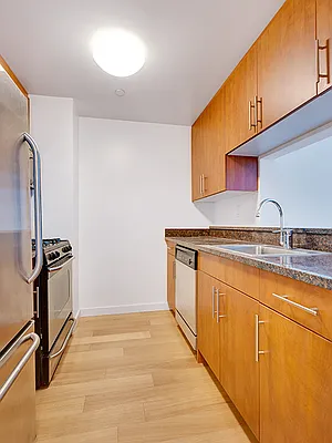 Rented by Cooper & Cooper Real Estate | media 31