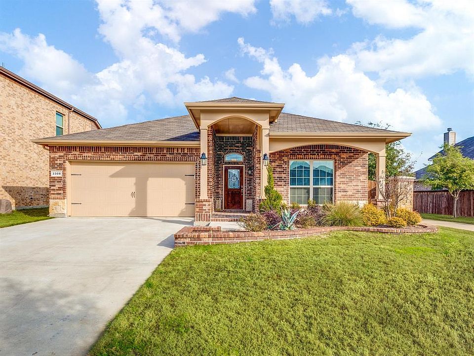 1st image of 3308 Tamarack Ln