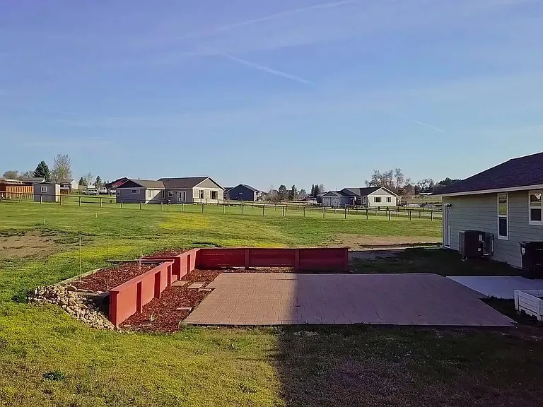 668 Winding Creek Trl — Photo 27