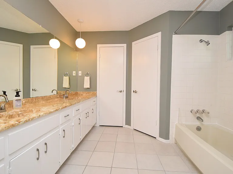 12005 Cabana Ln — Photo 18