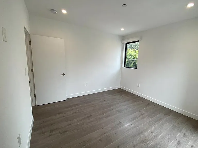 1153 N Orange Dr #1155-1/2 — Photo 29