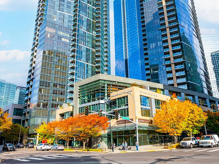 500 106th Ave NE #1013 — Photo 1