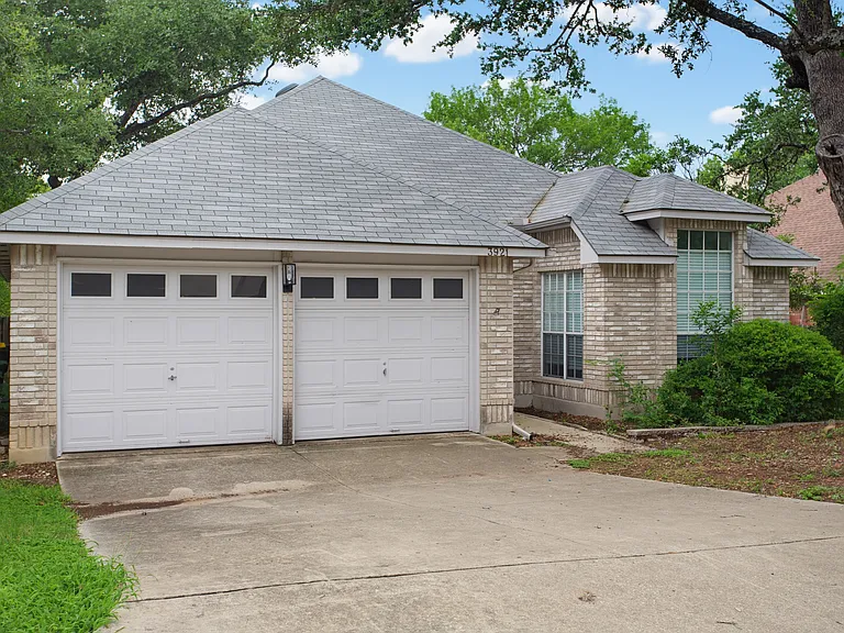 3921 Habersham — Photo 2