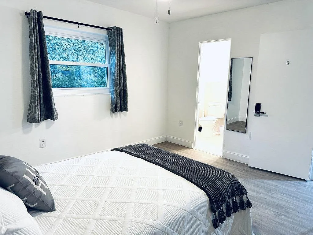 4 bed, 2.0 bath, 1526 sqft, $1,252 — Photo 3
