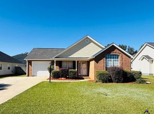 456 Falkirk Dr, Warner Robins, GA 31088