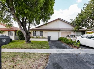 6507 Harbour Rd, Pompano Beach, FL 33068
