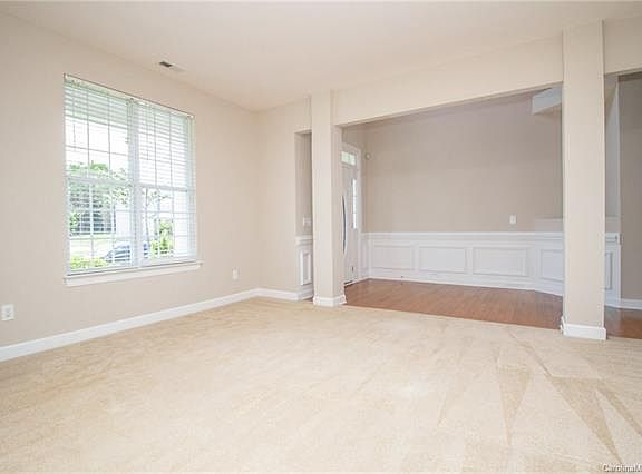 4th image of 6400 Crosshall Pl