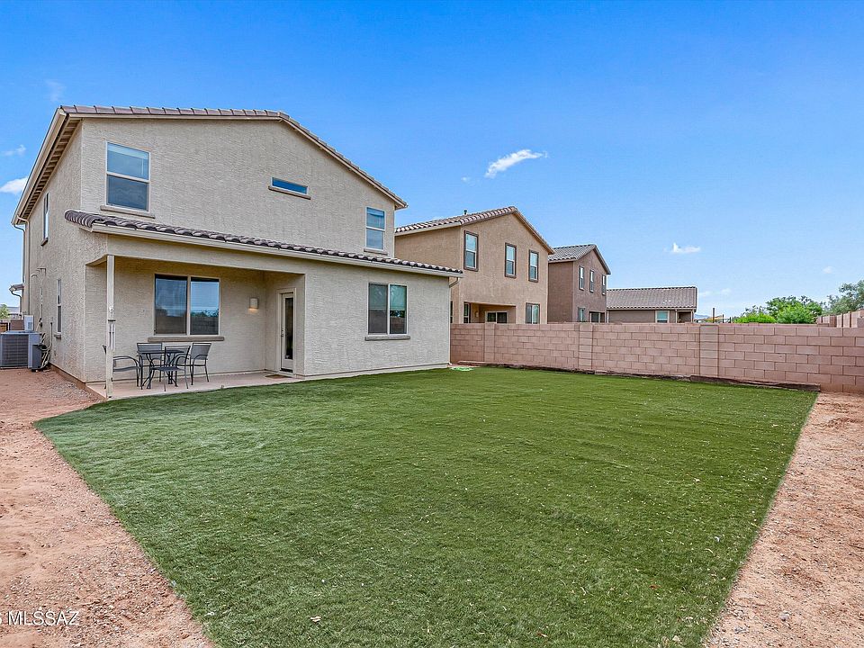 1st image of 21947 E Thunderhead Dr