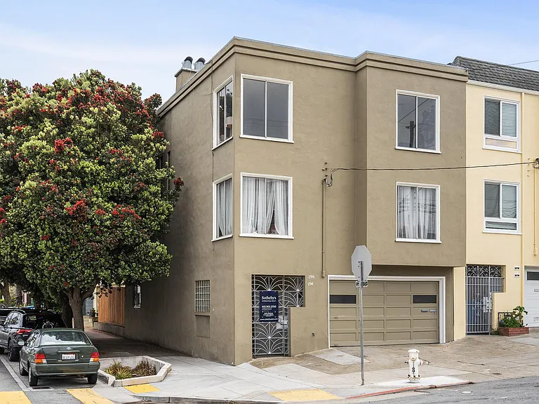 196 Jules Ave — Photo 3