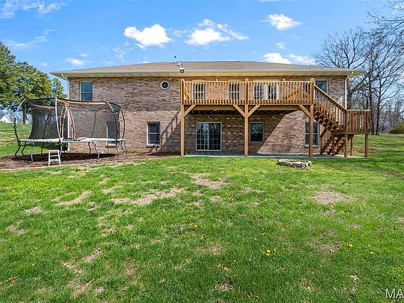 5th image of 181 Green Meadows Dr