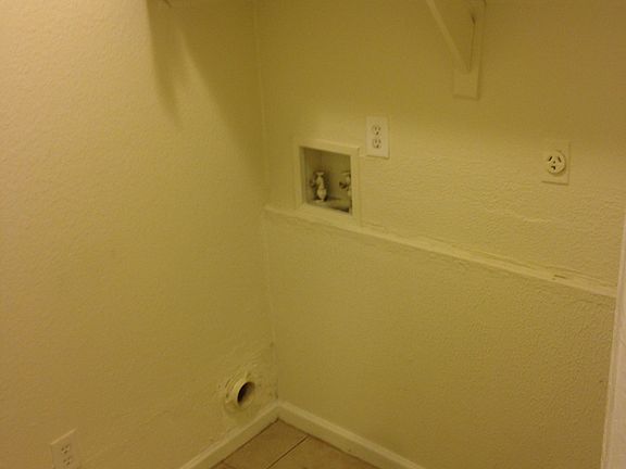 4th image of 1313 W 26th St #B