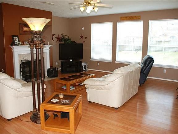 3rd image of 26726 Lucas Canyon Ln