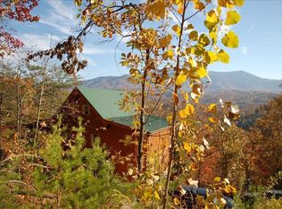 406 Pinnacle Vista Rd, Gatlinburg, TN 37738