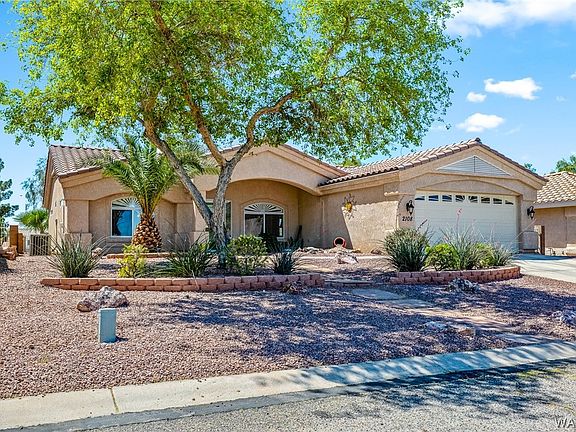2nd image of 2108 E Crystal Drive