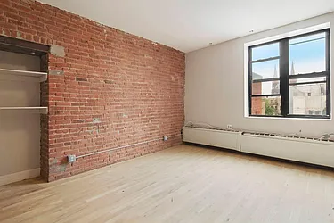 Rented by Living New York