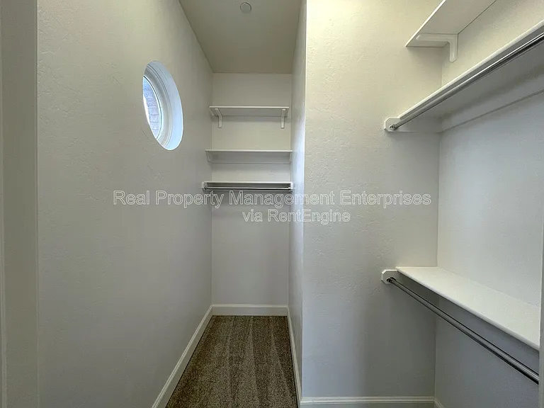 200 Russell M Perry Ave — Photo 20