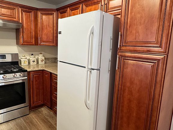 4th image of 9600 Van Nuys Blvd Unit 107