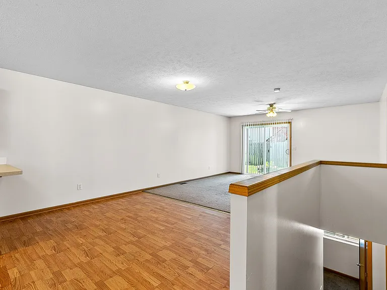 7223-7229 Silverthorn Dr — Photo 3