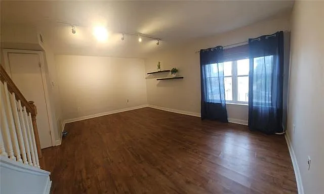 222 London Ave #218 — Photo 30