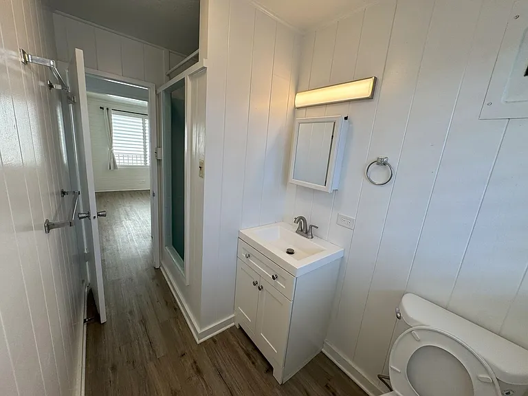 1116 Isenberg St — Photo 16