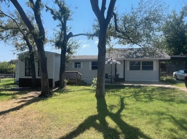 1931 Hidden Valley Rd, Granbury, TX 76049