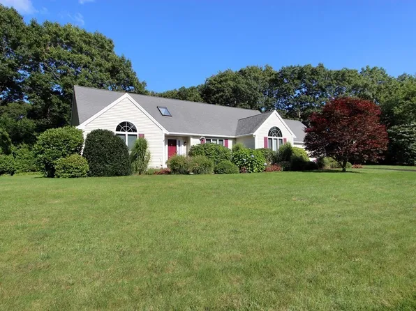 58 Noreast Dr, Bourne, MA 02532