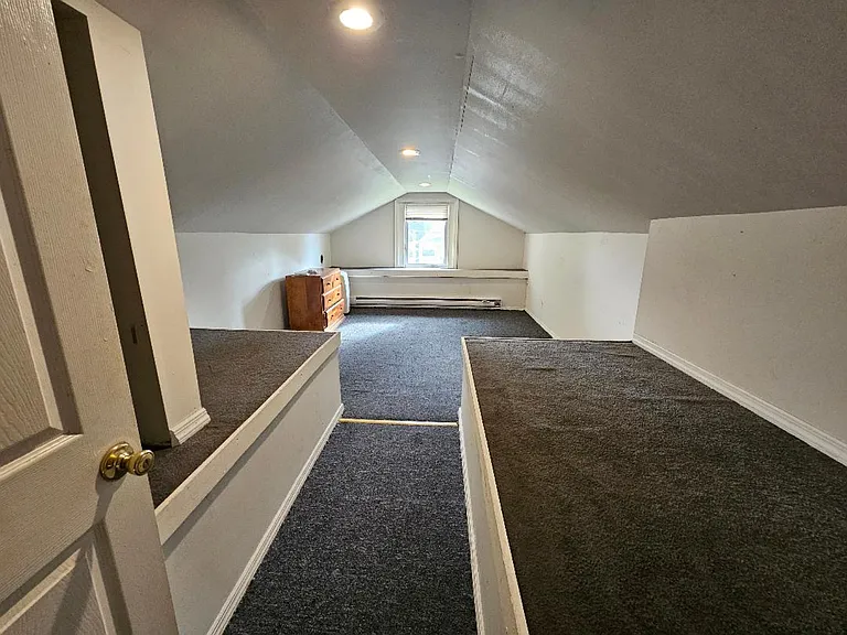 Bedroom 6 (upstairs)