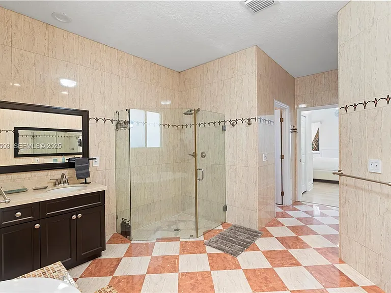16601 SW 87th Ct — Photo 40