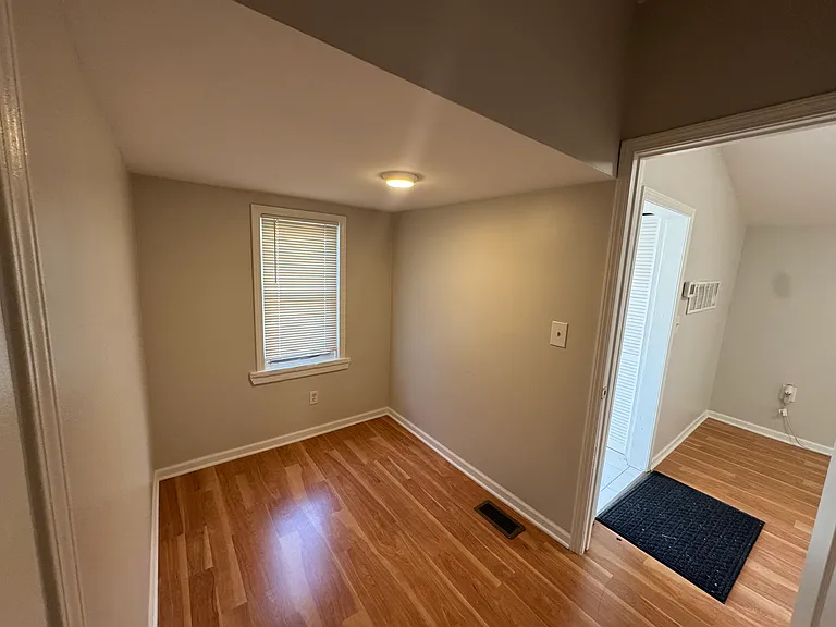 1461 W 114th Pl — Photo 5