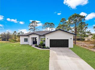 3903 29th St SW, Lehigh Acres, FL 33976