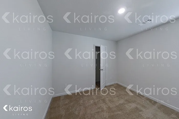 3474 Bridgewood Dr — Photo 14