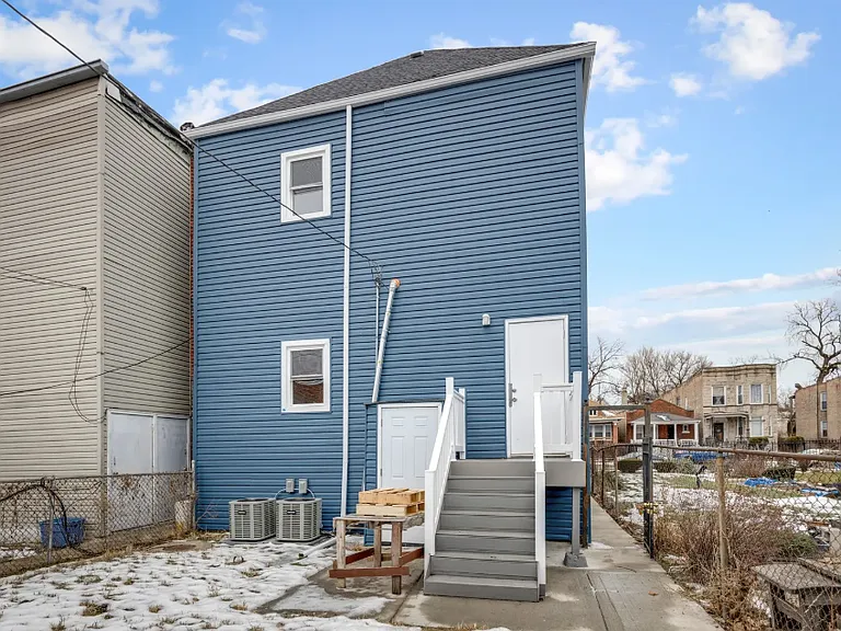 6618 S Maryland Ave #G — Photo 8