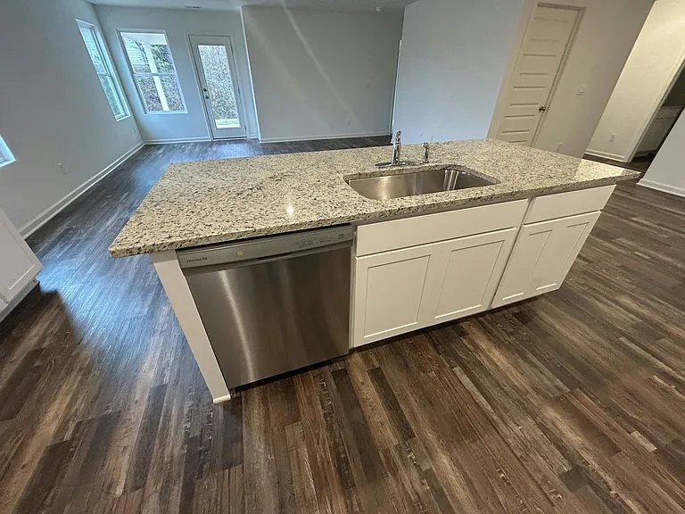 Kitchen Island - Dishwasher