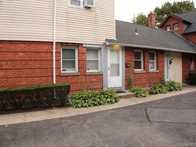 1st image of 534 Milligan Ln #3B