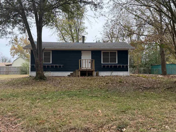 307 Forrest St, Henderson, TX 75654