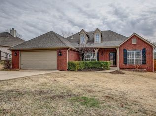 7414 W 40th St, Tulsa, OK 74107