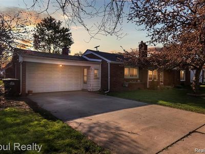 6835 Buck St, Taylor, MI, 48180