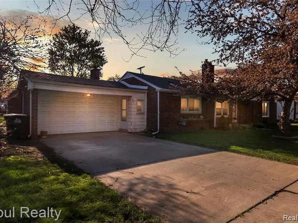 6835 Buck St, Taylor, MI 48180