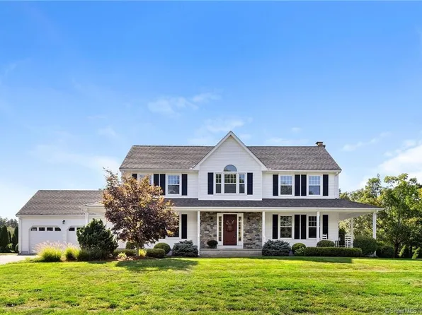 10 Wedgewood Lane, South Windsor, CT 06074