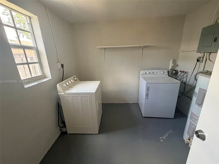 6321 SW 20th Ct — Photo 13