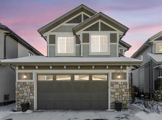 2732 204th St NW, Edmonton, AB T6M 0W4