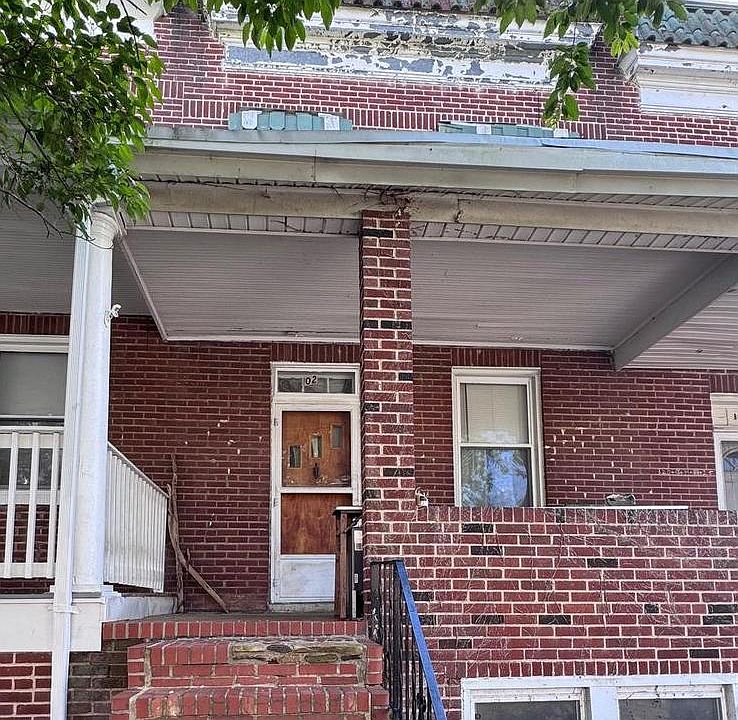 1st image of 802 Unetta Ave