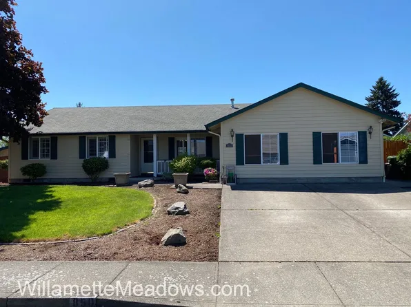 850 N 10th Pl, Aumsville, OR 97325