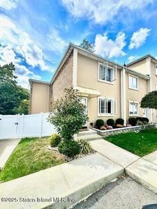 966 Clove Rd #A, Staten Island, NY, 10301