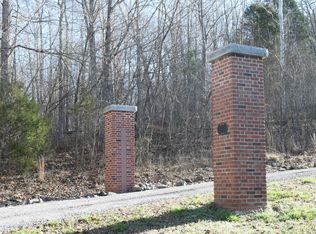 1820 Breezemont Dr, Clarksville, TN 37043