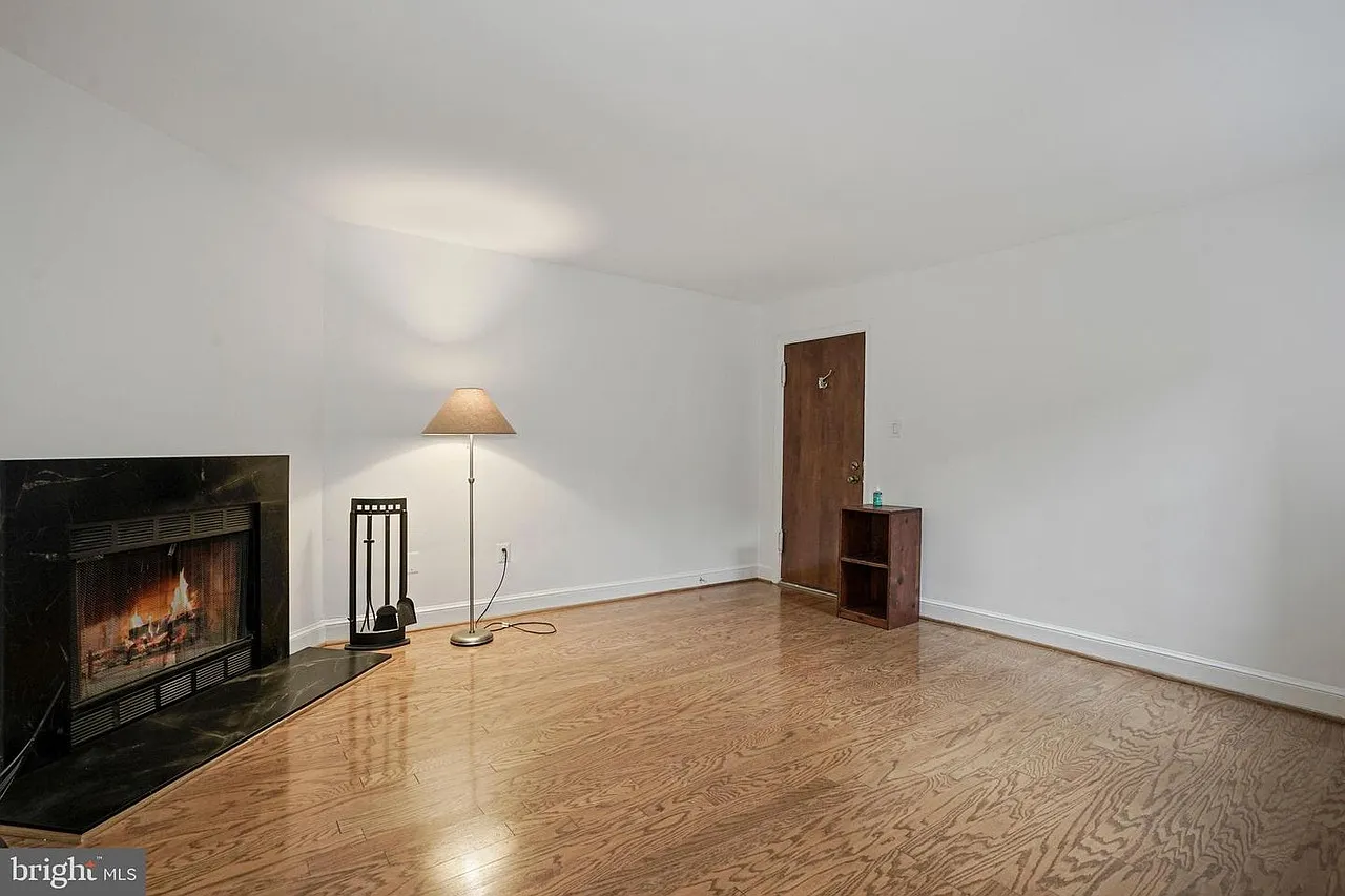 2 bed, 679 sqft, $2,500 — Photo 3