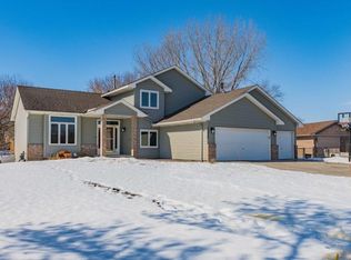 13329 Fawn Trl, Rogers, MN 55374
