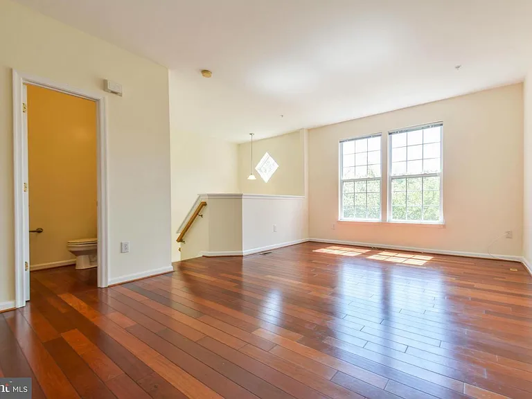 5915 Trumpet Sound Ct — Photo 3